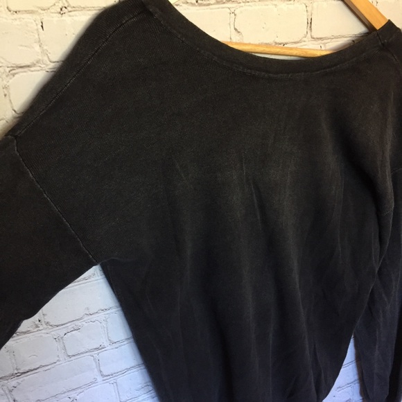 Callahan Anthropologie Soft V-Back Sweatshirt - Picture 9 of 16